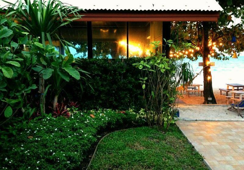 ホテル Summerday Beach Resort