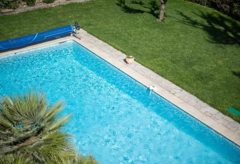 ペンション Chateau De Sainte Croix