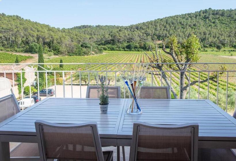 Пансион Chateau De Sainte Croix