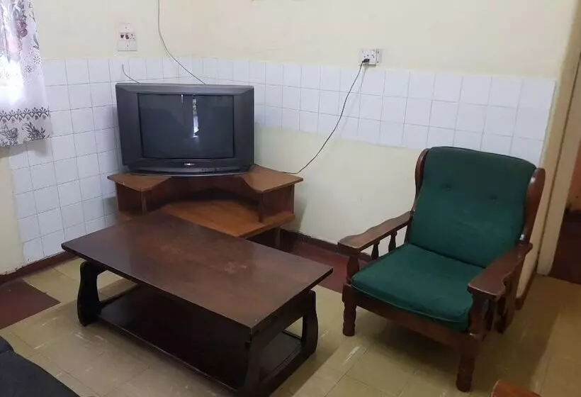 پانسیون Intercom Lodge
