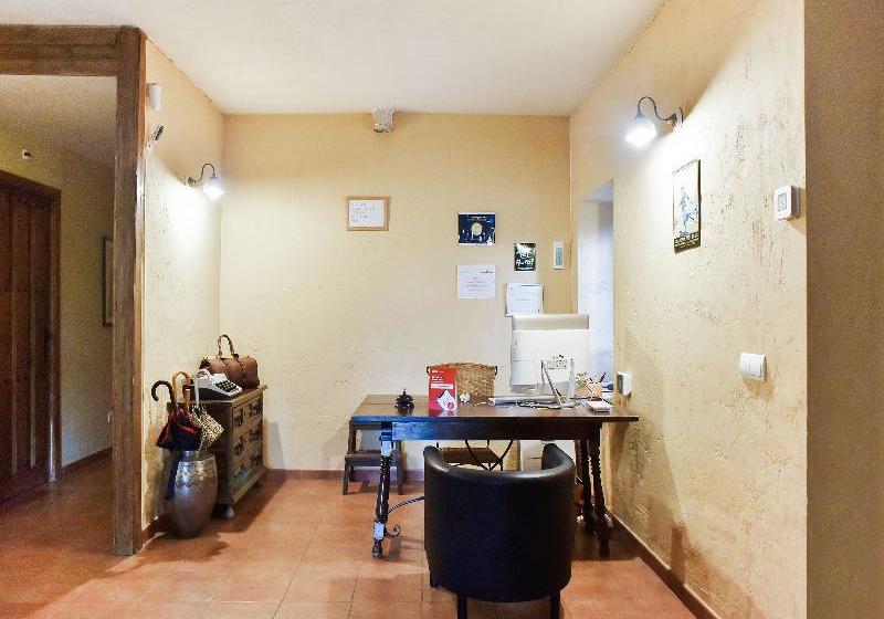 펜션 Peña Pintada