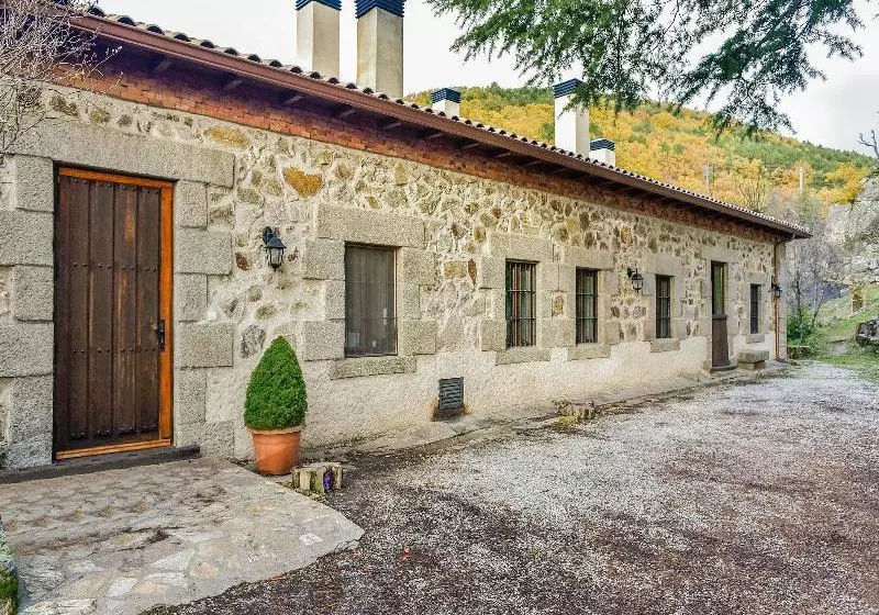 ペンション Peña Pintada