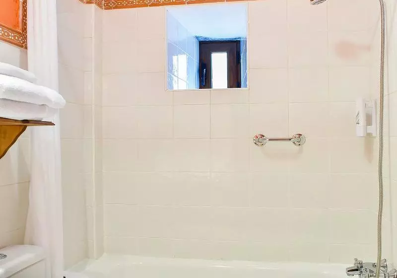 ペンション Peña Pintada