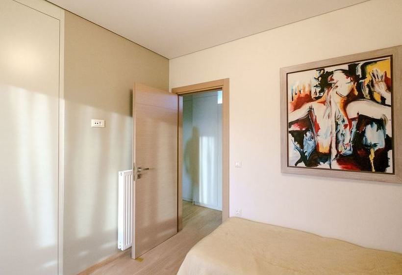 Spectacular Modern Art Villa With Private Pool