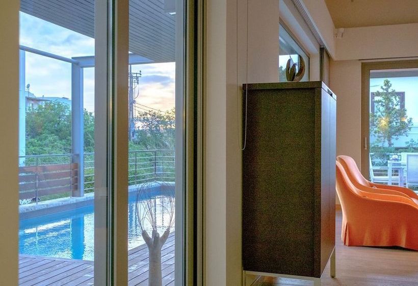 Spectacular Modern Art Villa With Private Pool