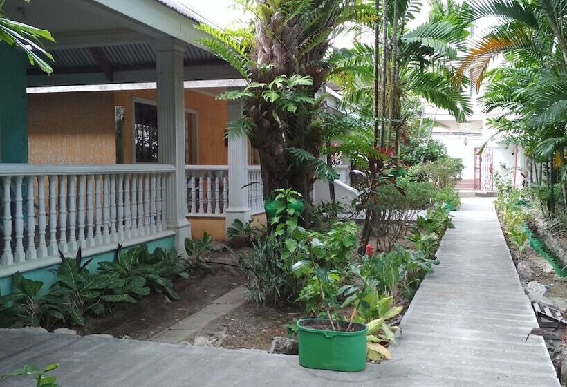 בית מלון כפרי Roligon Resort