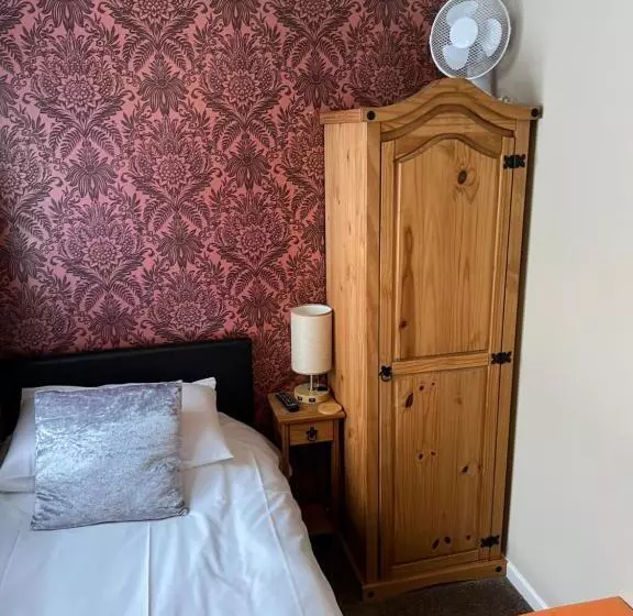 ホテル Willows Guest House