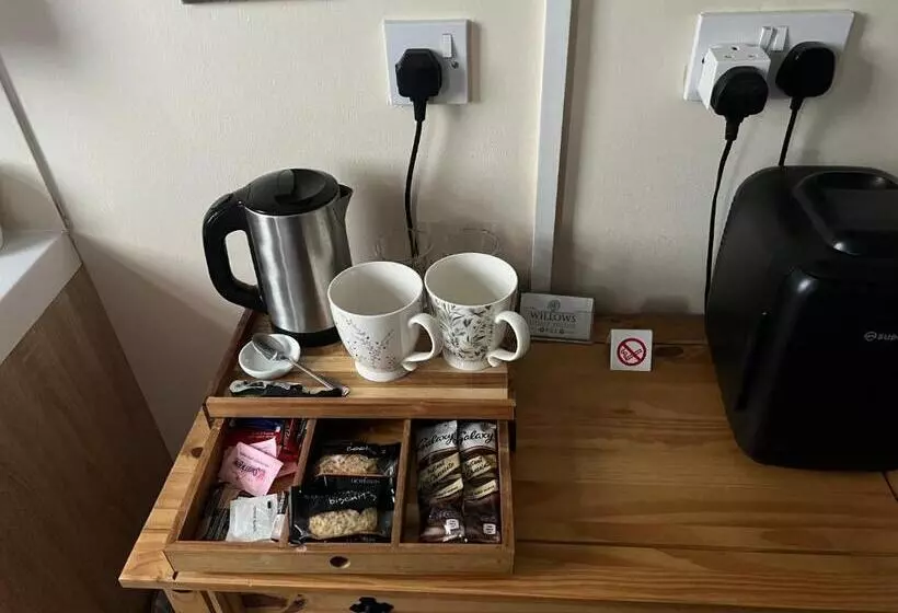 ホテル Willows Guest House