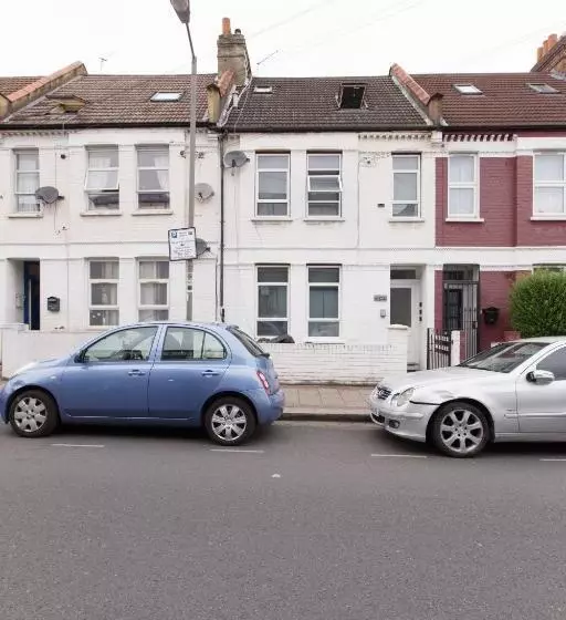 Majatalo Tooting Broadway Studios & Rooms By Dc London Rooms