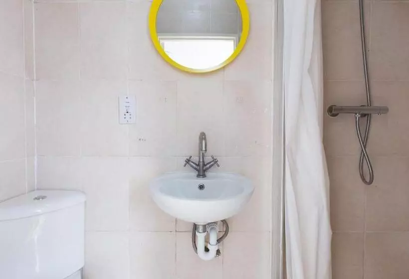 Majatalo Tooting Broadway Studios & Rooms By Dc London Rooms