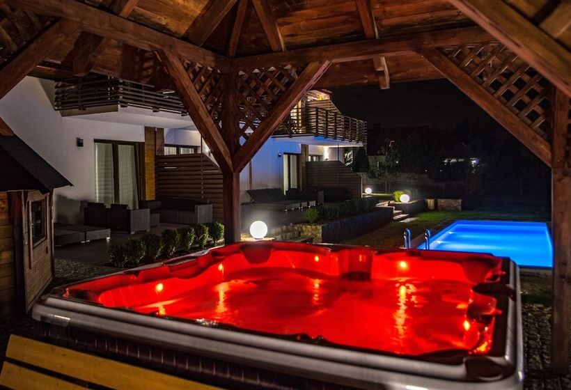 فندق Apartamenty Pod łysicą