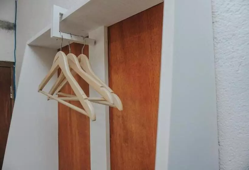 هتل Cempaka Borobudur Guest House