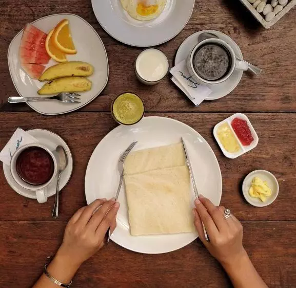 هتل Cempaka Borobudur Guest House