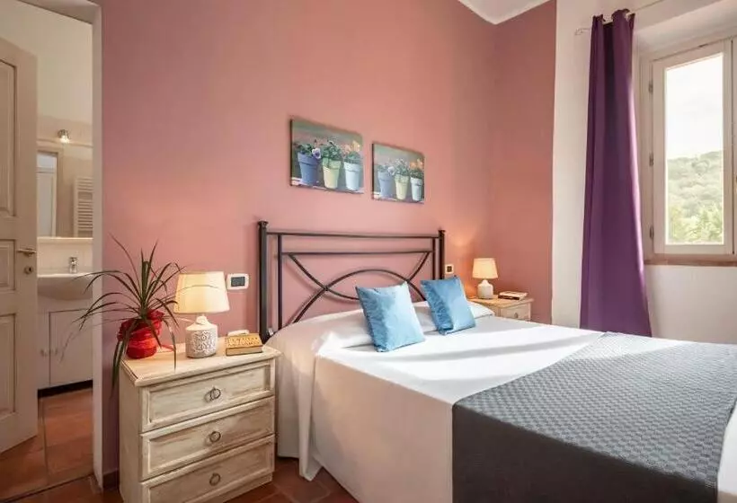 Hotelli Ombra Verde Residence E B&b