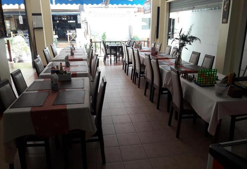 هتل Southern Fried Rice