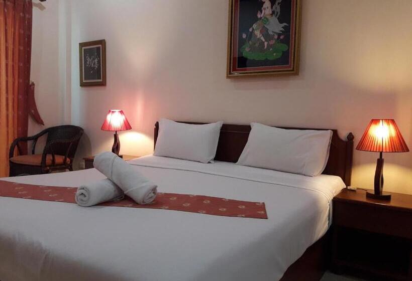 هتل Southern Fried Rice