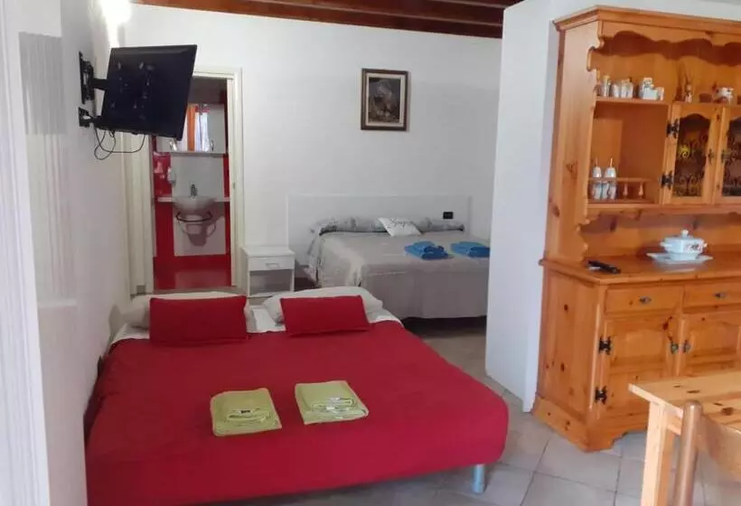 ホテル Agriturismo Cascina Lert