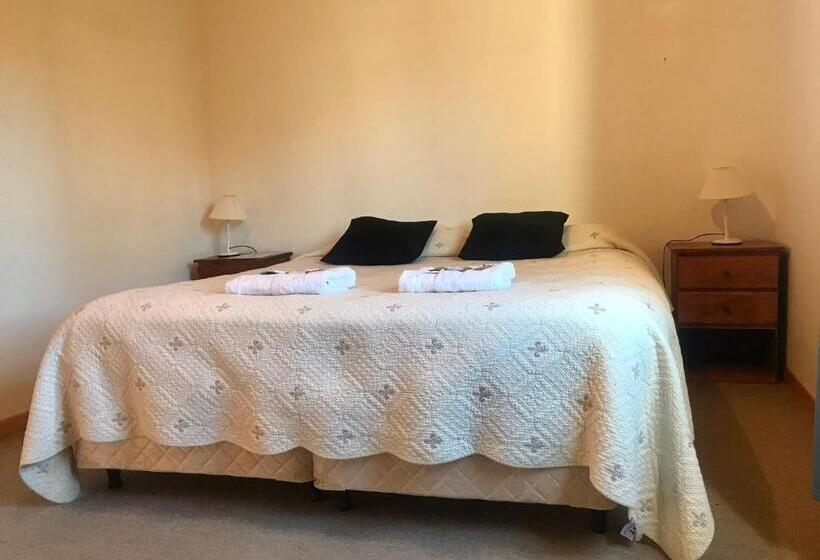 فندق Amancay, Hostal Patagonico
