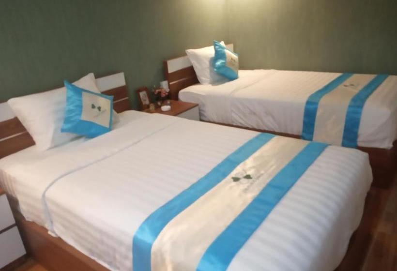 Hotel Oyo 646 Ganh Dau Hostel