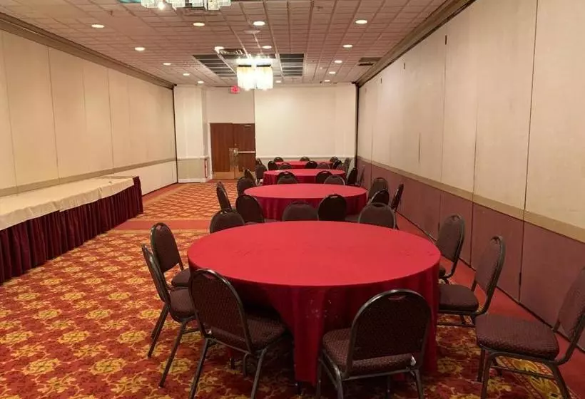 Fairbridge Hotel & Conference Center East Hanover