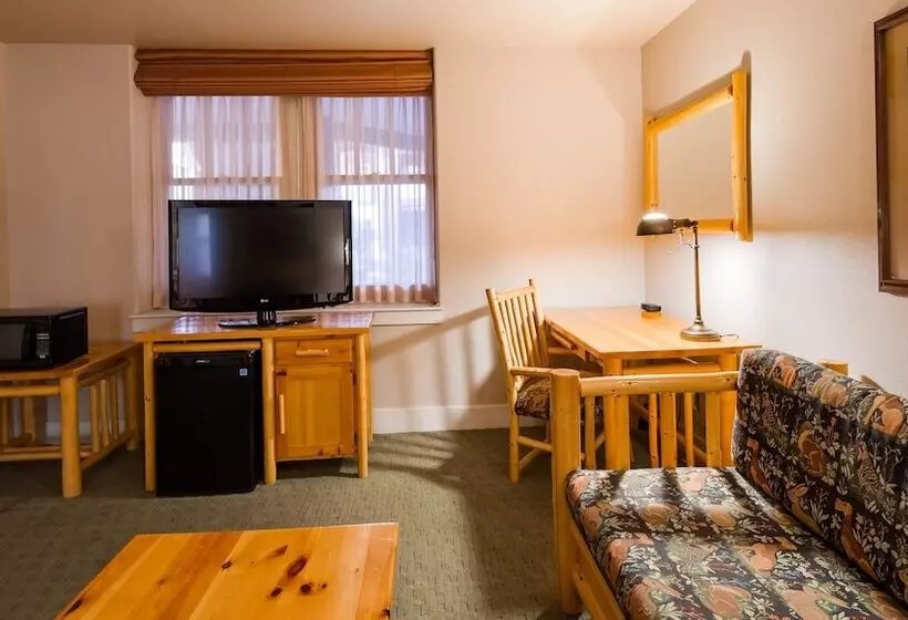 בית מלון כפרי Best Western Plus Plaza