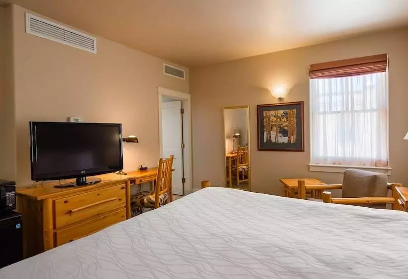 בית מלון כפרי Best Western Plus Plaza