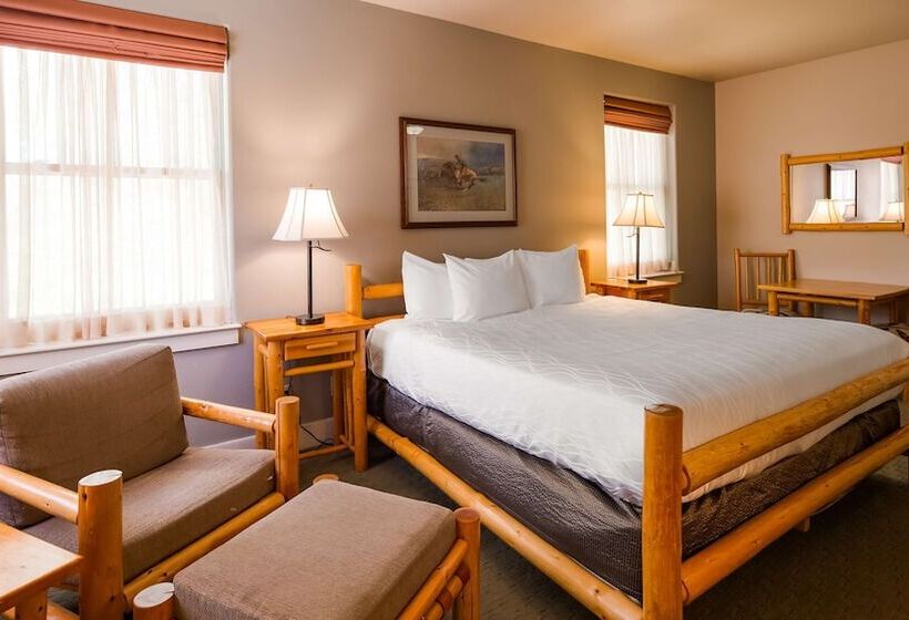 Отель Best Western Plus Plaza