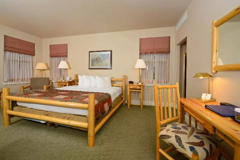 בית מלון כפרי Best Western Plus Plaza