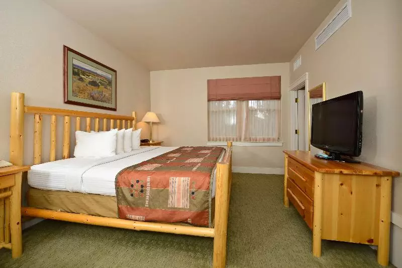 בית מלון כפרי Best Western Plus Plaza