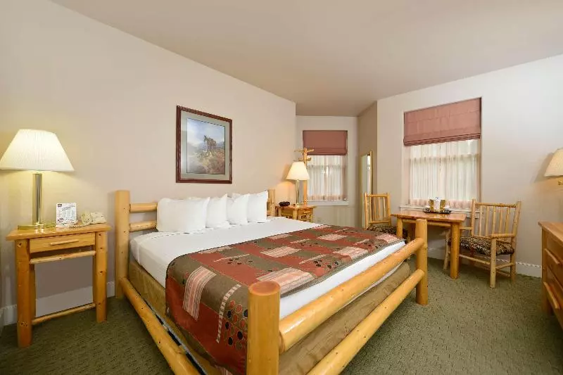 בית מלון כפרי Best Western Plus Plaza