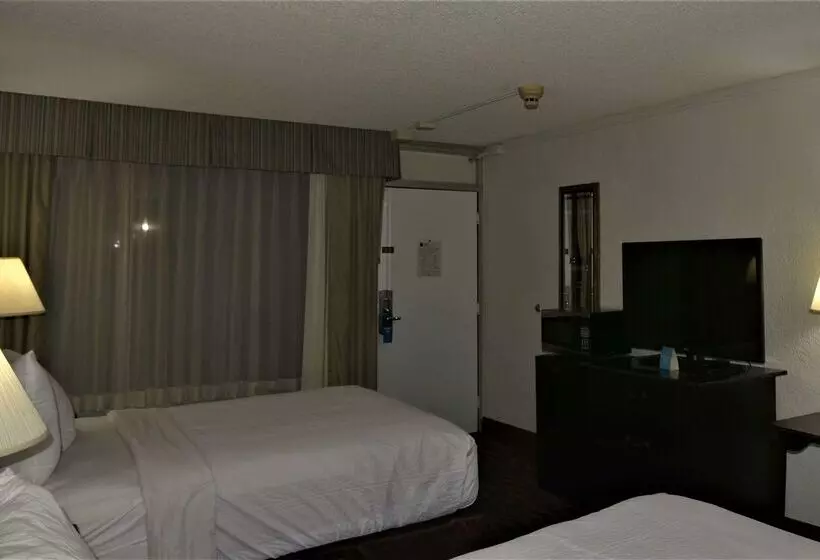 Hotelli Days Inn By Wyndham Stuart