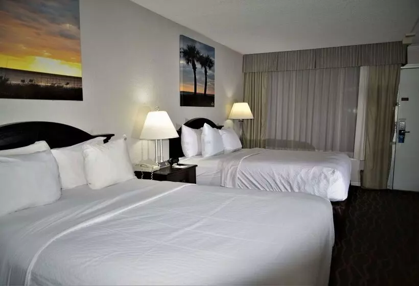 Hotelli Days Inn By Wyndham Stuart