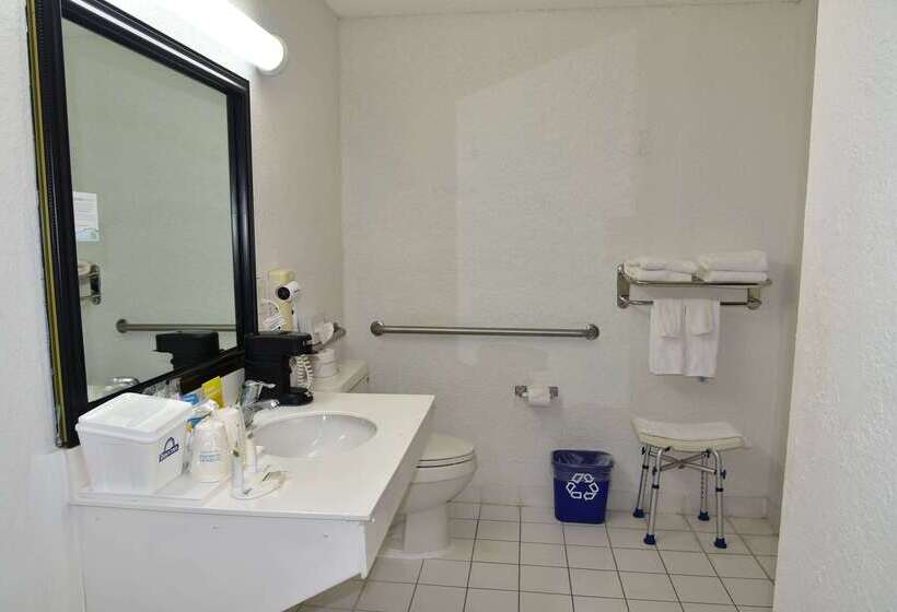 ホテル Days Inn By Wyndham Stuart