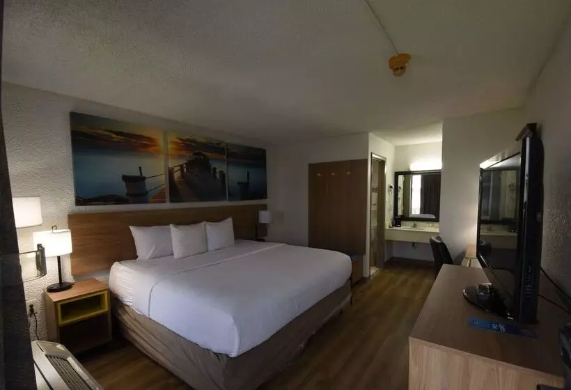 Hotelli Days Inn By Wyndham Stuart