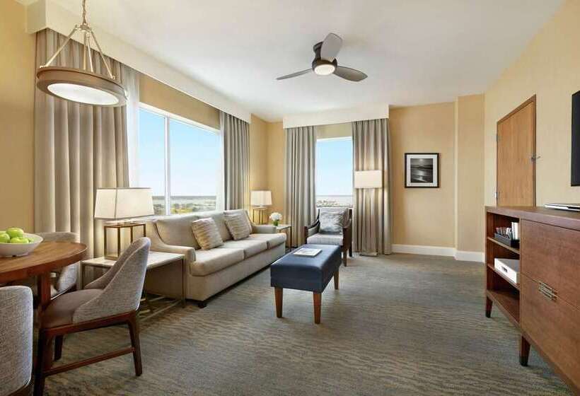 호텔 Hilton Ocean City Oceanfront Suites
