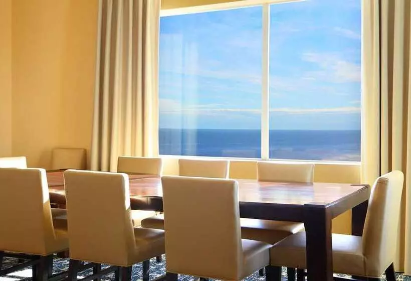 Hotelli Hilton Ocean City Oceanfront Suites