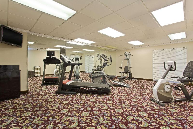 فندق Oasis Bay Suites, Tampa, Busch Gardens, Usf