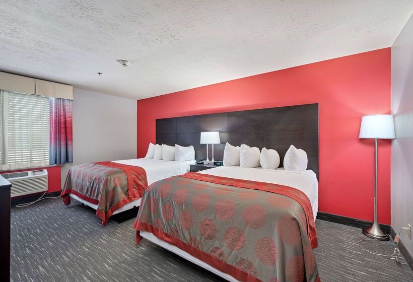 Otel Ramada By Wyndham Sioux Falls Airport   Waterpark Resort & Event Center