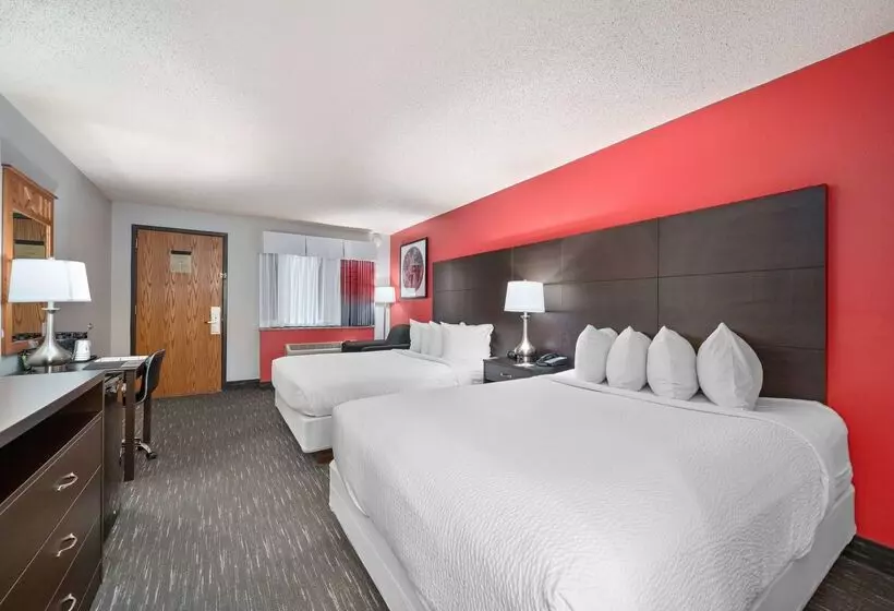 هتل Ramada By Wyndham Sioux Falls Airport   Waterpark Resort & Event Center