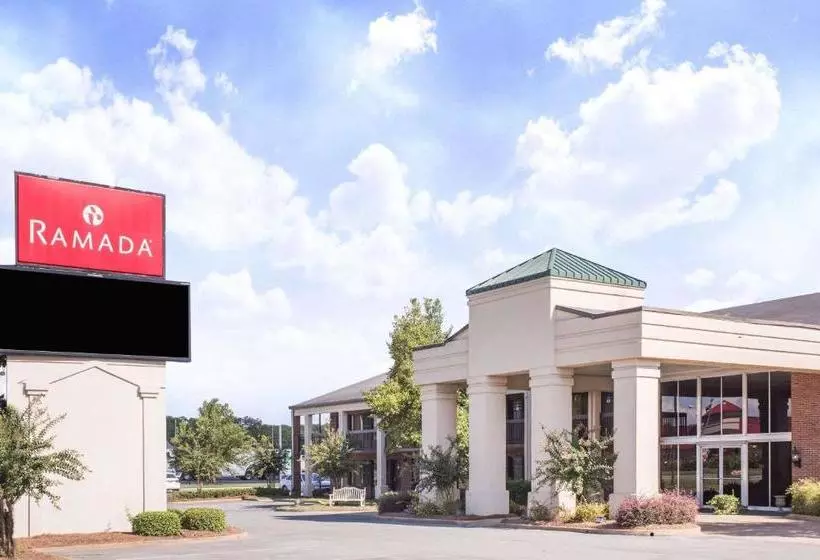 בית מלון כפרי Fairbridge Inn Extended Stay Cordele