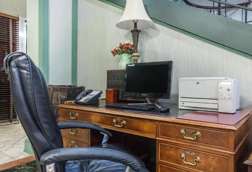 בית מלון כפרי Fairbridge Inn Extended Stay Cordele