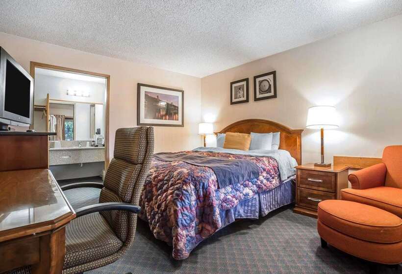 فندق Rodeway Inn