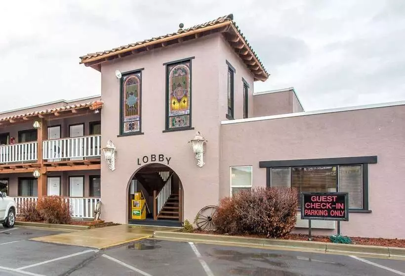 ホテル Rodeway Inn