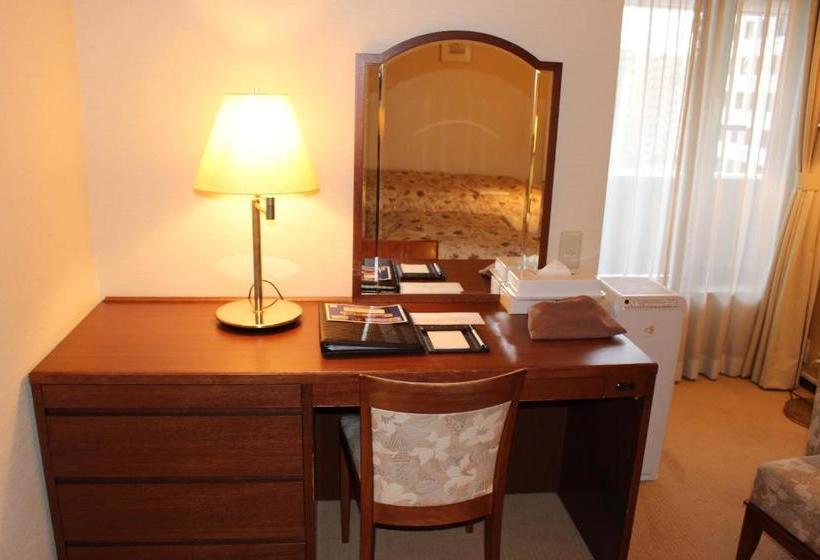 فندق Nakanoshima Plaza