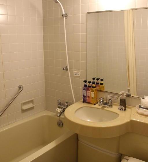 فندق Nakanoshima Plaza