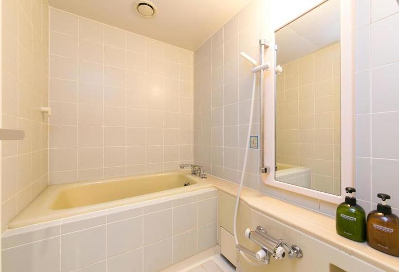 فندق Nakanoshima Plaza