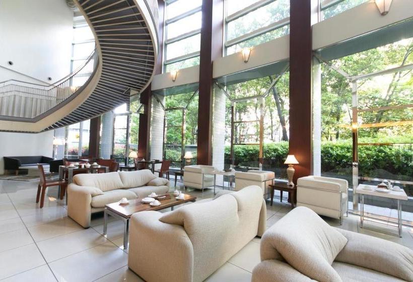 فندق Nakanoshima Plaza