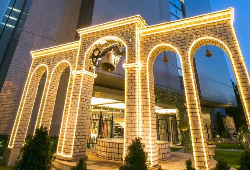 فندق Nakanoshima Plaza