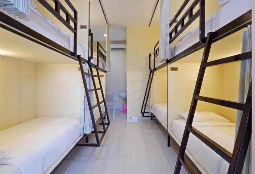 酒店 V Canggu Dormitory