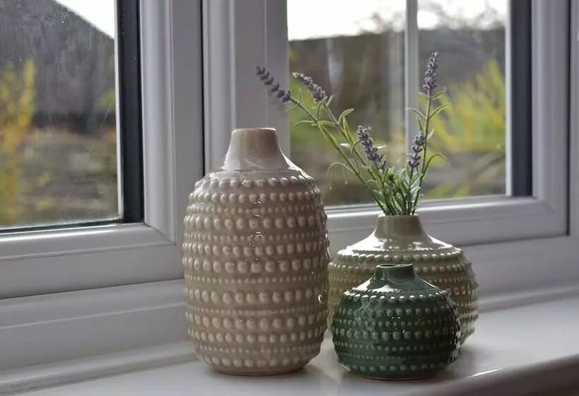 Buttercup Cottage